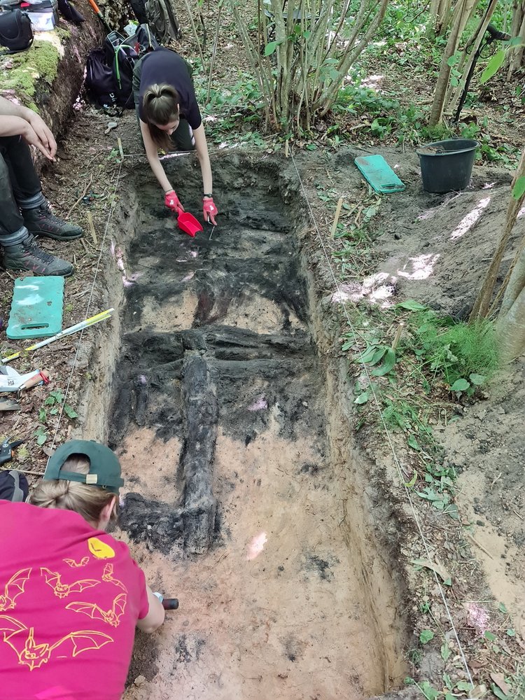 Eksploracja wykopu sondażowego na grodzisku Lelindrica