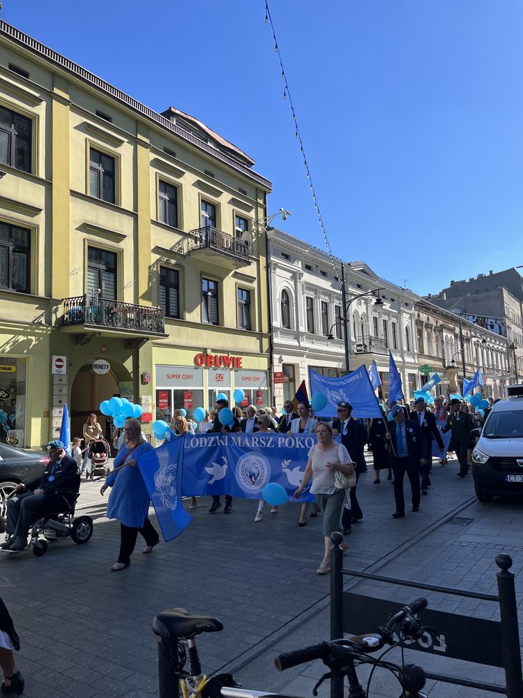 zdjęcie z marszu pokoju