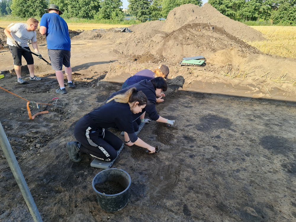 Czyszczenie wykopu do dokumentacji