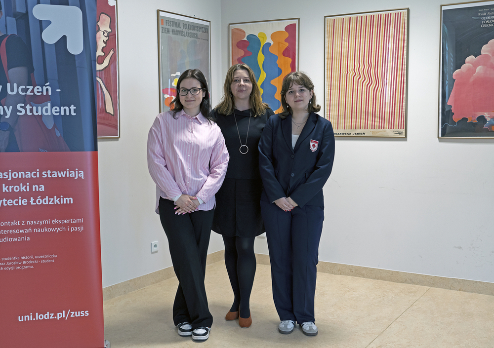 dr Ewelina Kostrzewska z podopiecznymi