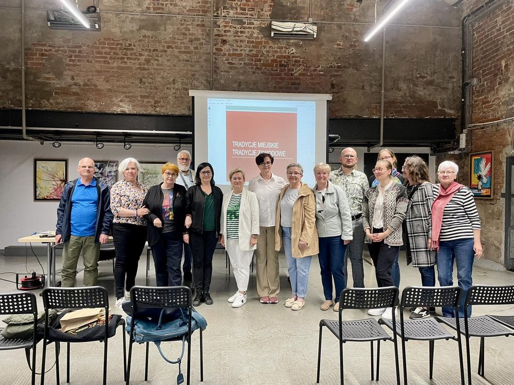 Folklor i codzienność włókienniczej Łodzi