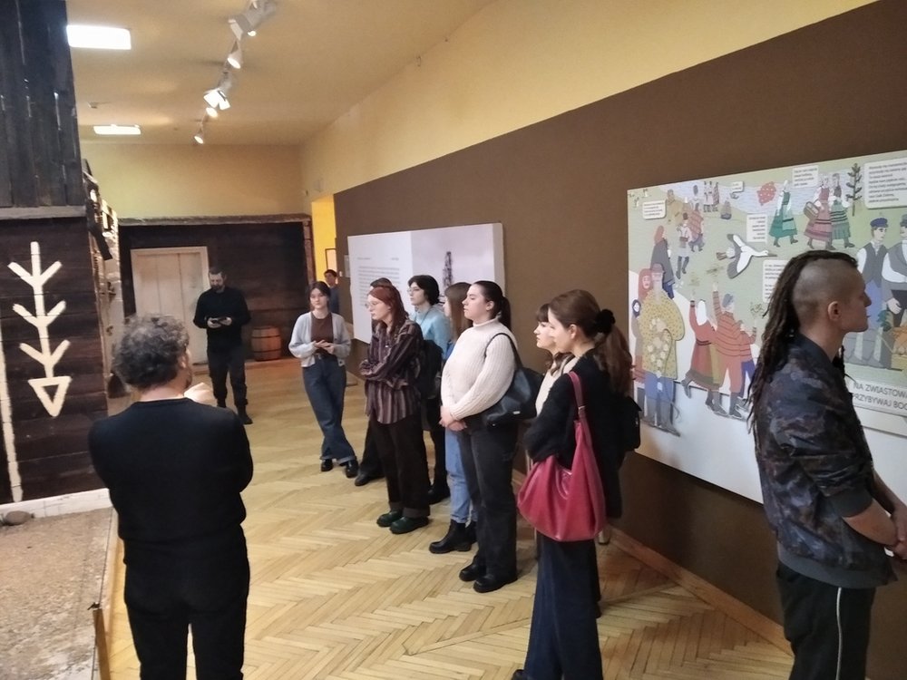 antropolog w muzeum 2