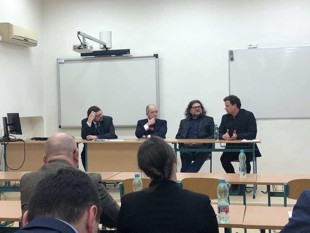 Konferencja o zbrodniach wojennych w Pilznie