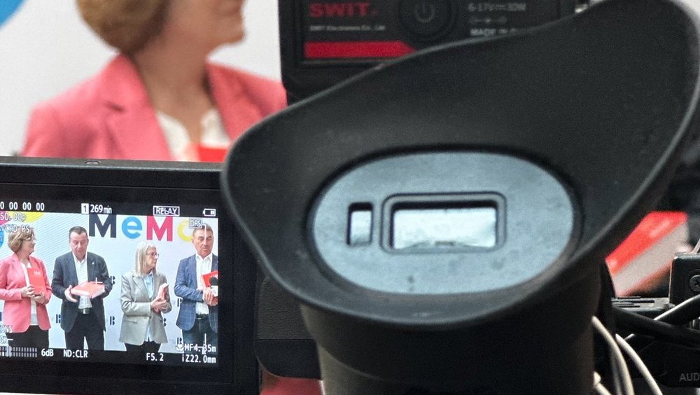 Uczestnicy konferencji prasowej, zapowiadającej premierę tomu 5. monografii „Łódź poprzez wieki. Historia miasta” 