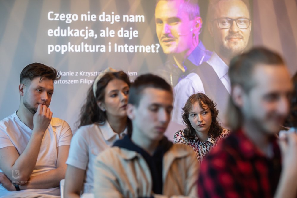 plansza  z tytułem spotkania 